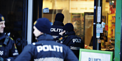 Etterforsker knivstikking i Oslo som terror
